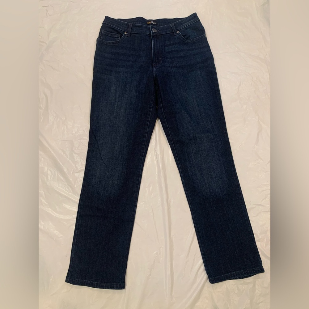 Lee Relaxed Fit Straight Leg Dark Wash Women’s Jeans Size 33x30
